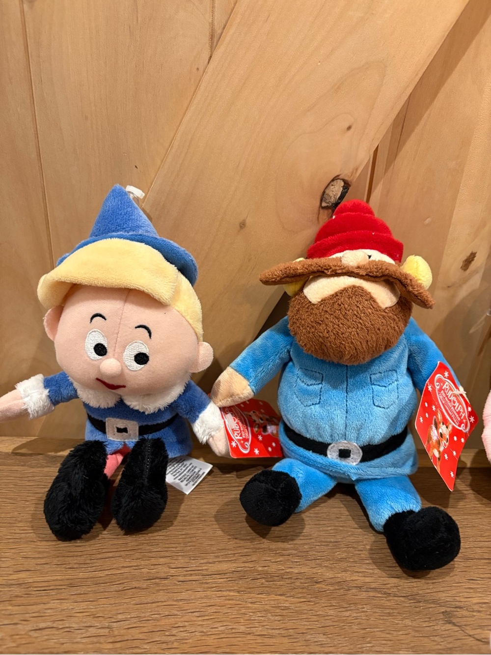 Christmas Plush Set with 'December 25' Gift Bag - Picture 4 of 6